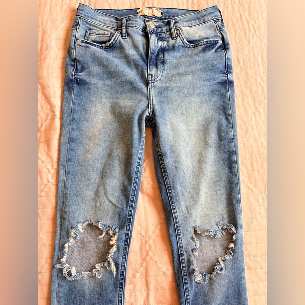 FREE PEOPLE Blue Distressed Skinny Jeans
